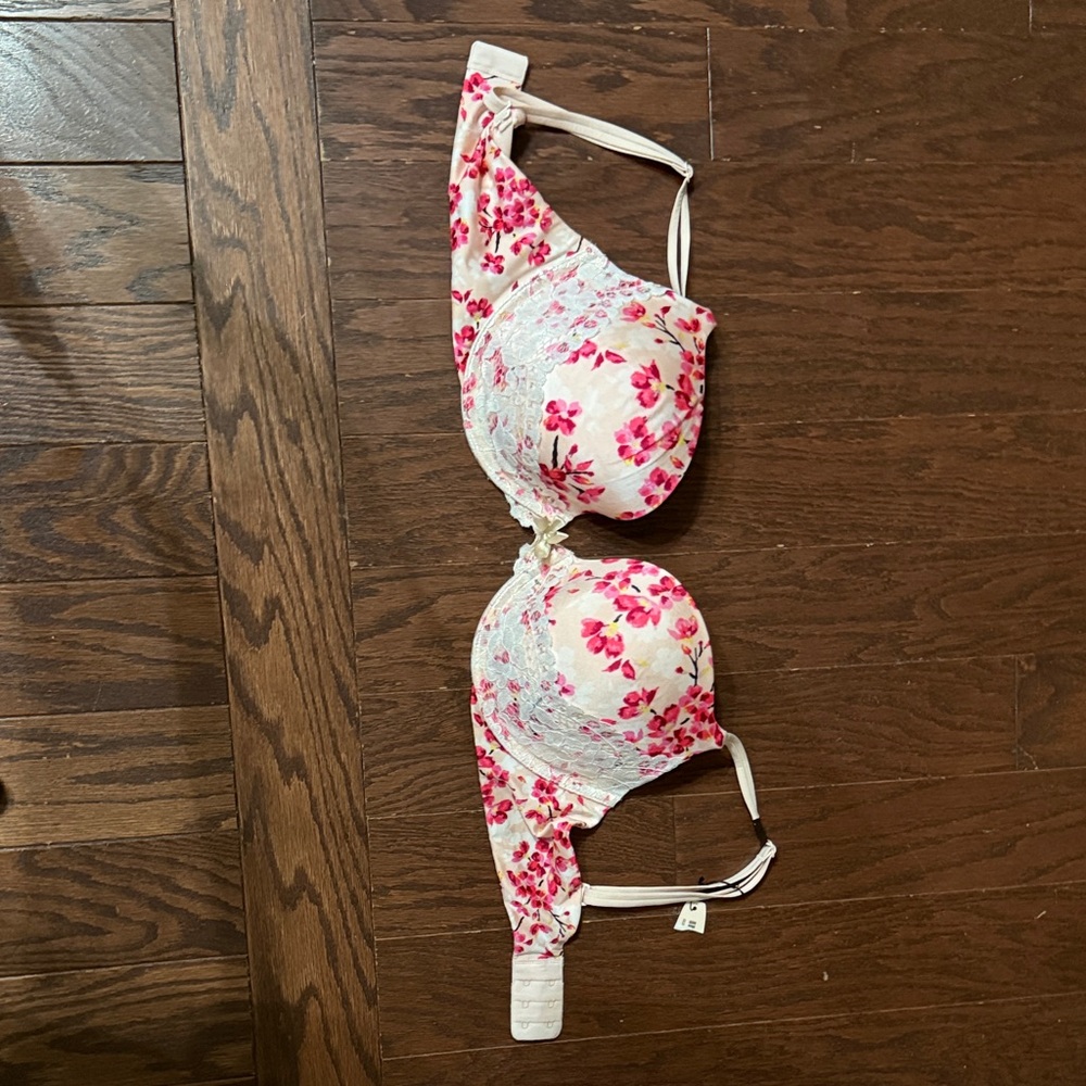 Victoria's Secret Pink Floral Bra size 34DD